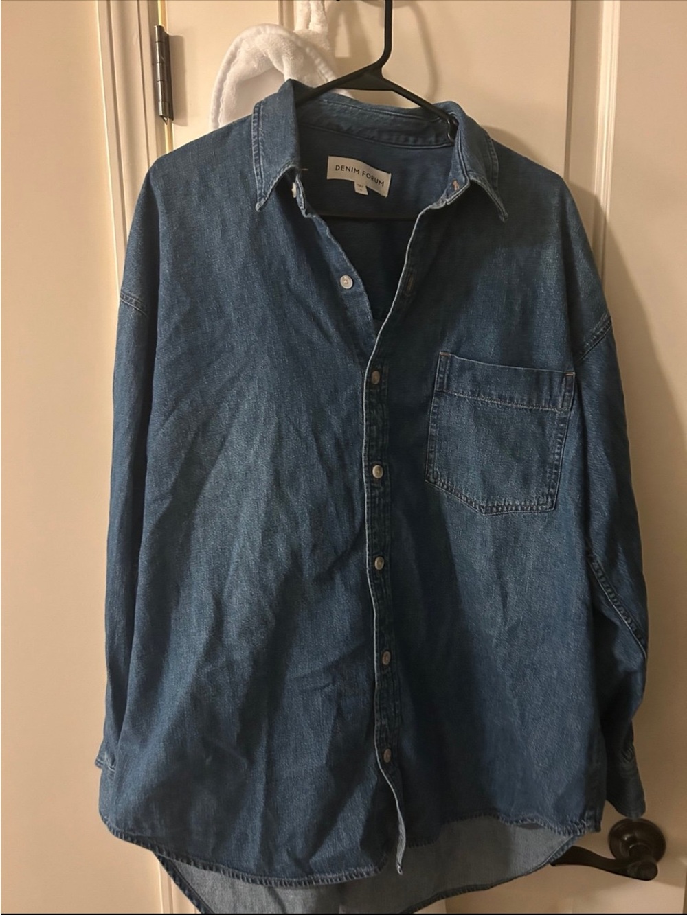Aritzia Denim Forum The '80s Comfy Denim Shirt - Picture 3 of 5